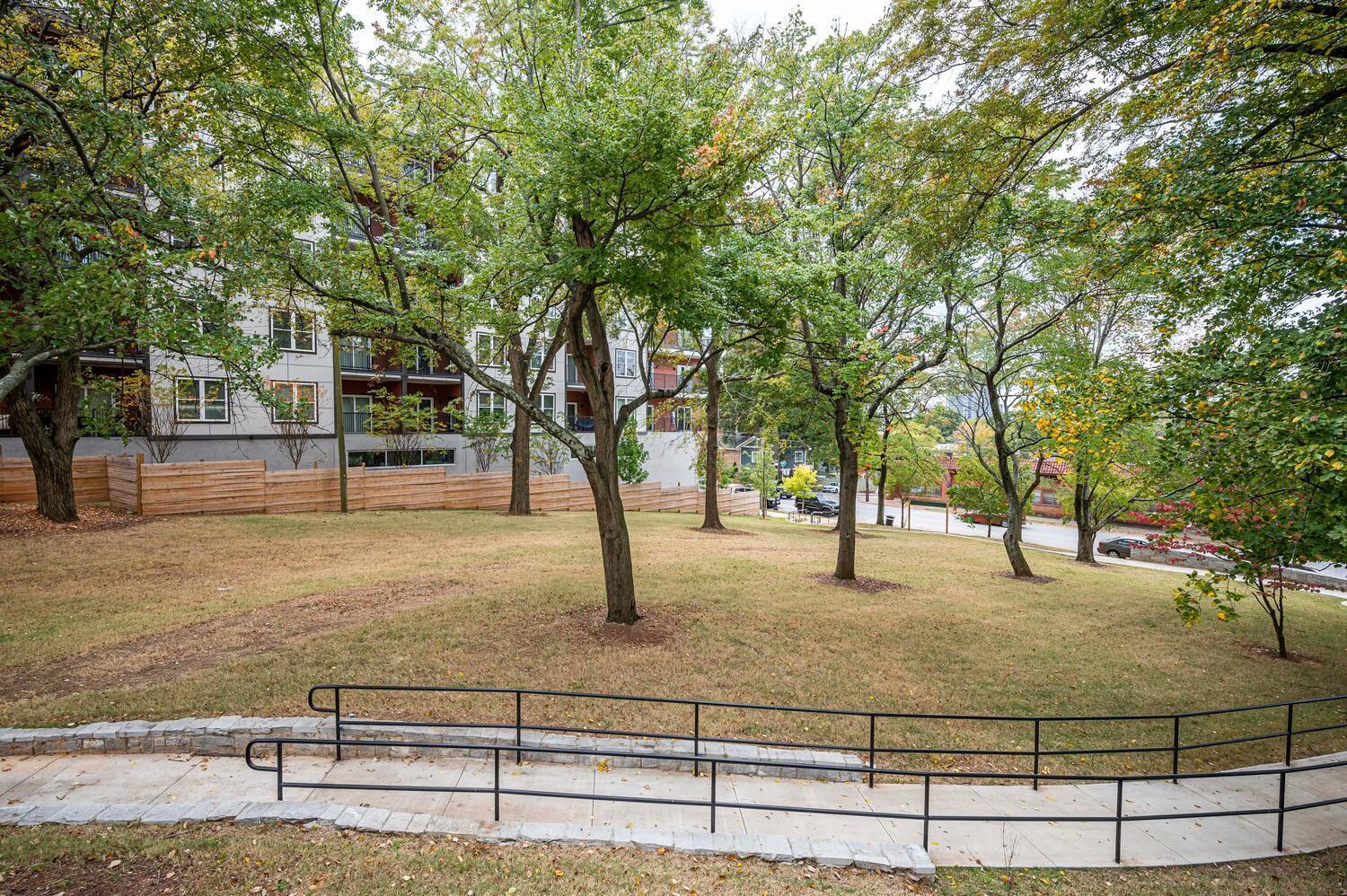 Luxury 4beds 3baths 2balcony Penthouse 542blvd Holiday home